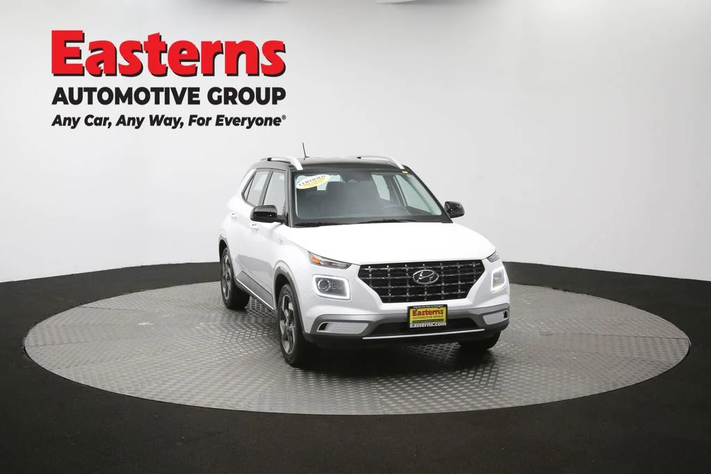 Used 2025 White Hyundai Limited image 50