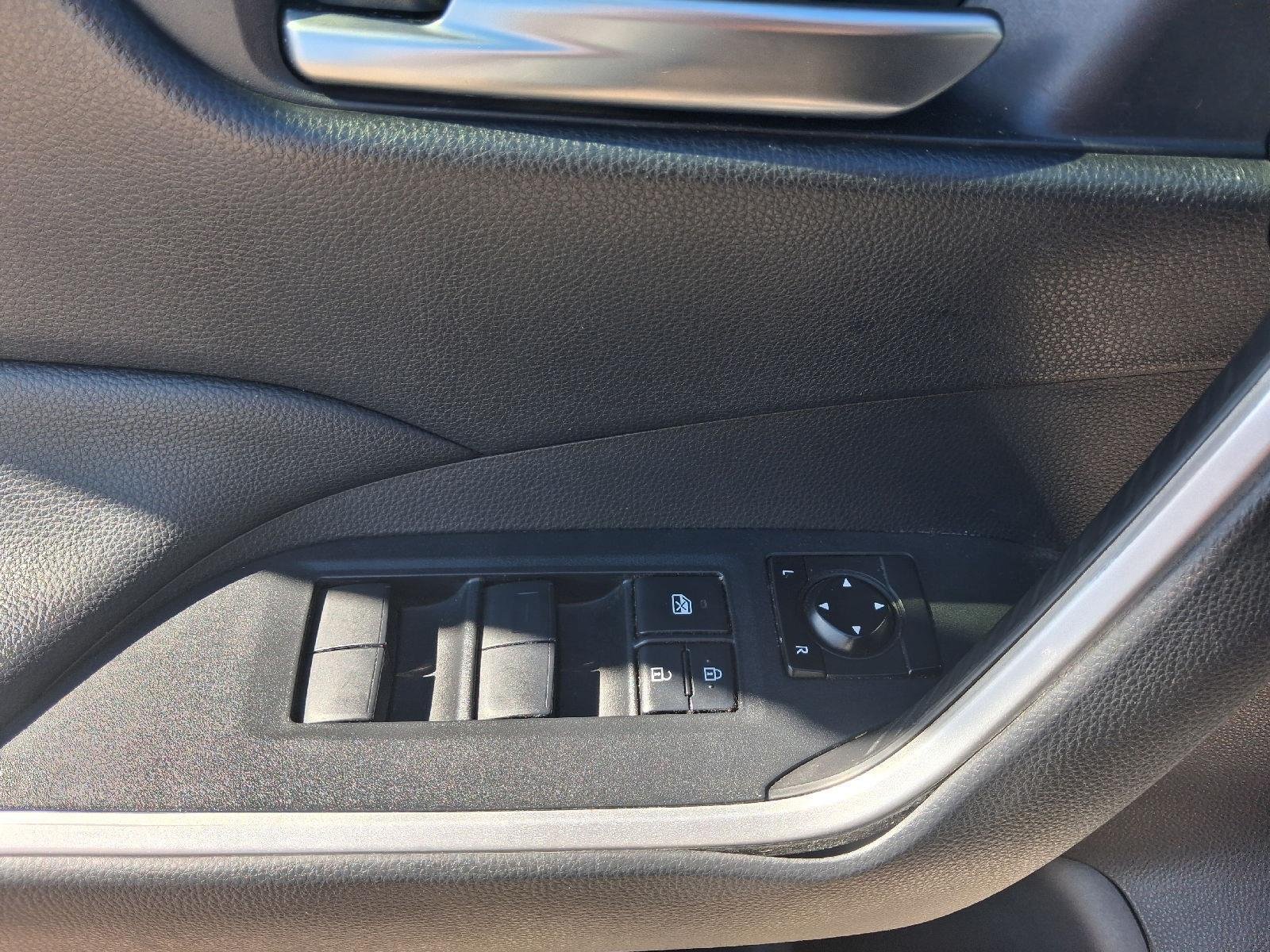 Used 2019 Magnetic Gray Metallic Toyota XLE image 17