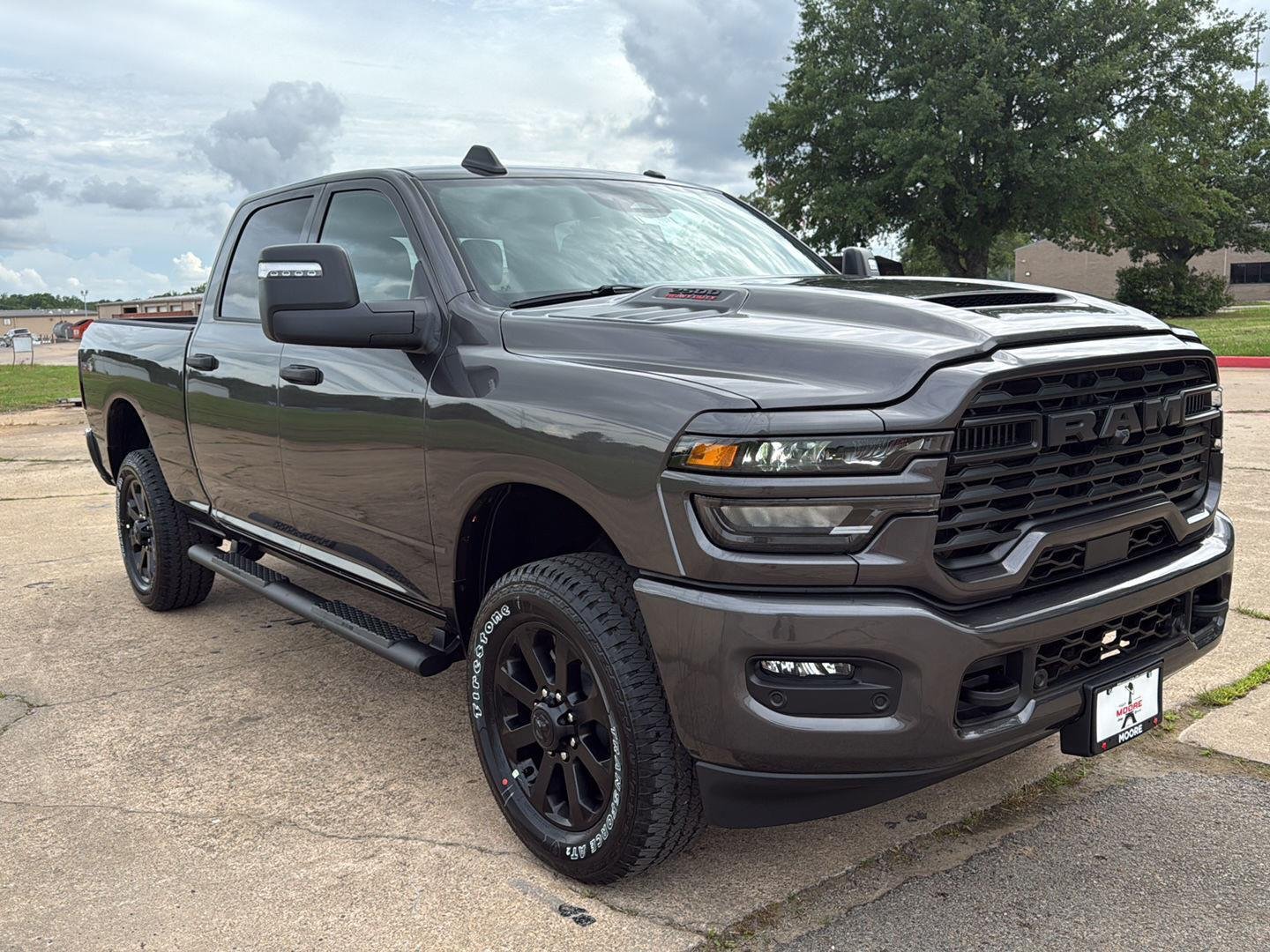 2026 RAM 2500 Tradesman/Black Express 4X4 Crew Cab SWB's photo
