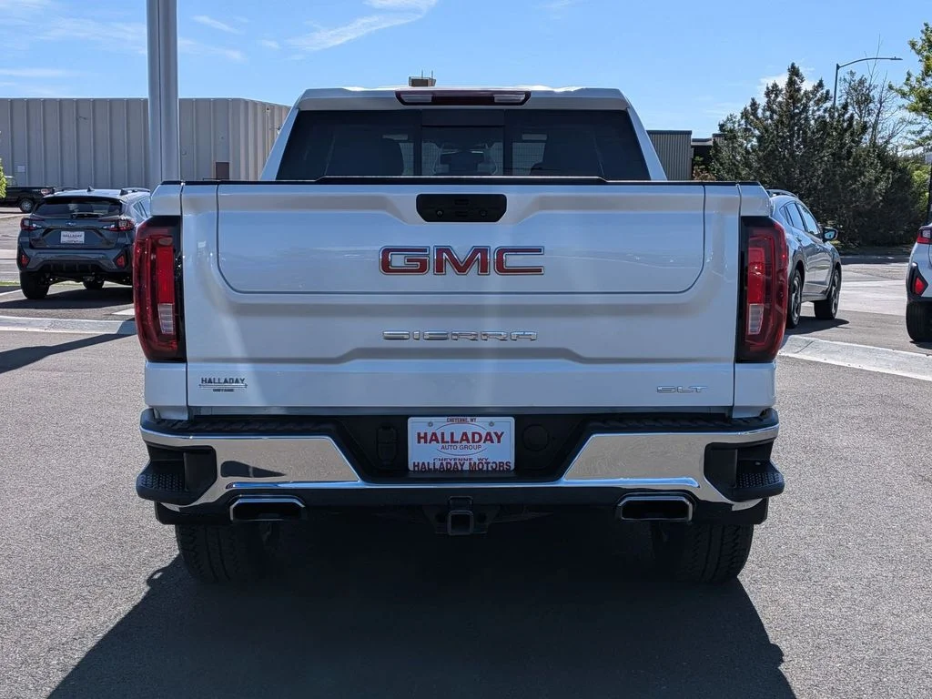 Used 2021 WHITE FROST TRICOAT GMC SLT image 7