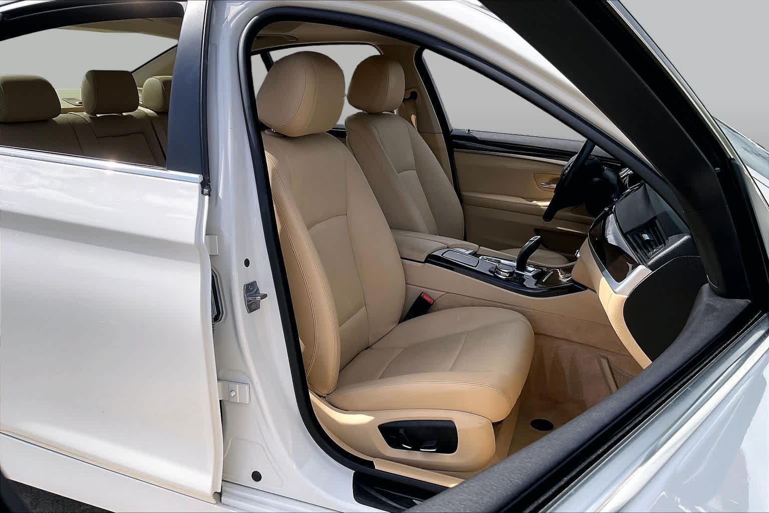 Used 2014 Alpine White BMW 535i image 8