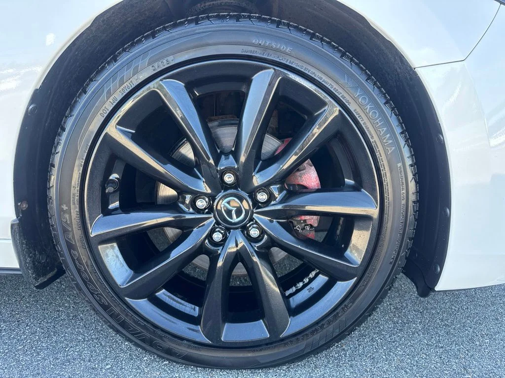 Used 2019 White Mazda Premium image 6