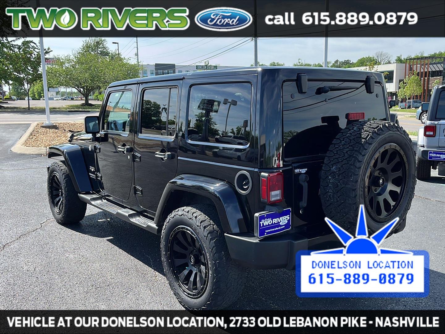 Used 2017 Black Clearcoat Jeep Sahara image 9