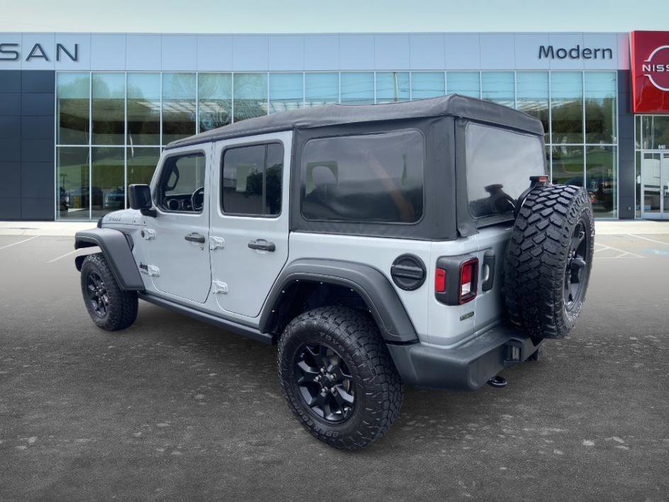Used 2022 Silver Zynith Clearcoat Jeep Unlimited Willys image 6
