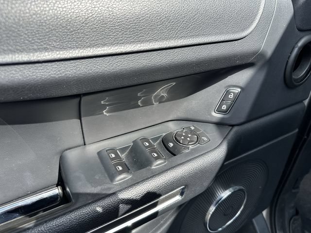 Used 2023 Silver Ford XLT image 17