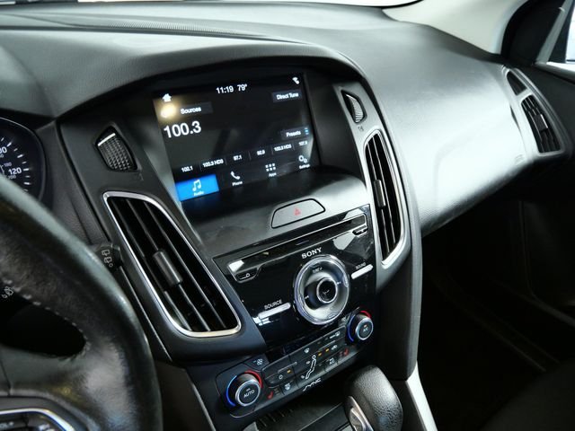 Used 2017 Blue Ford SEL image 19