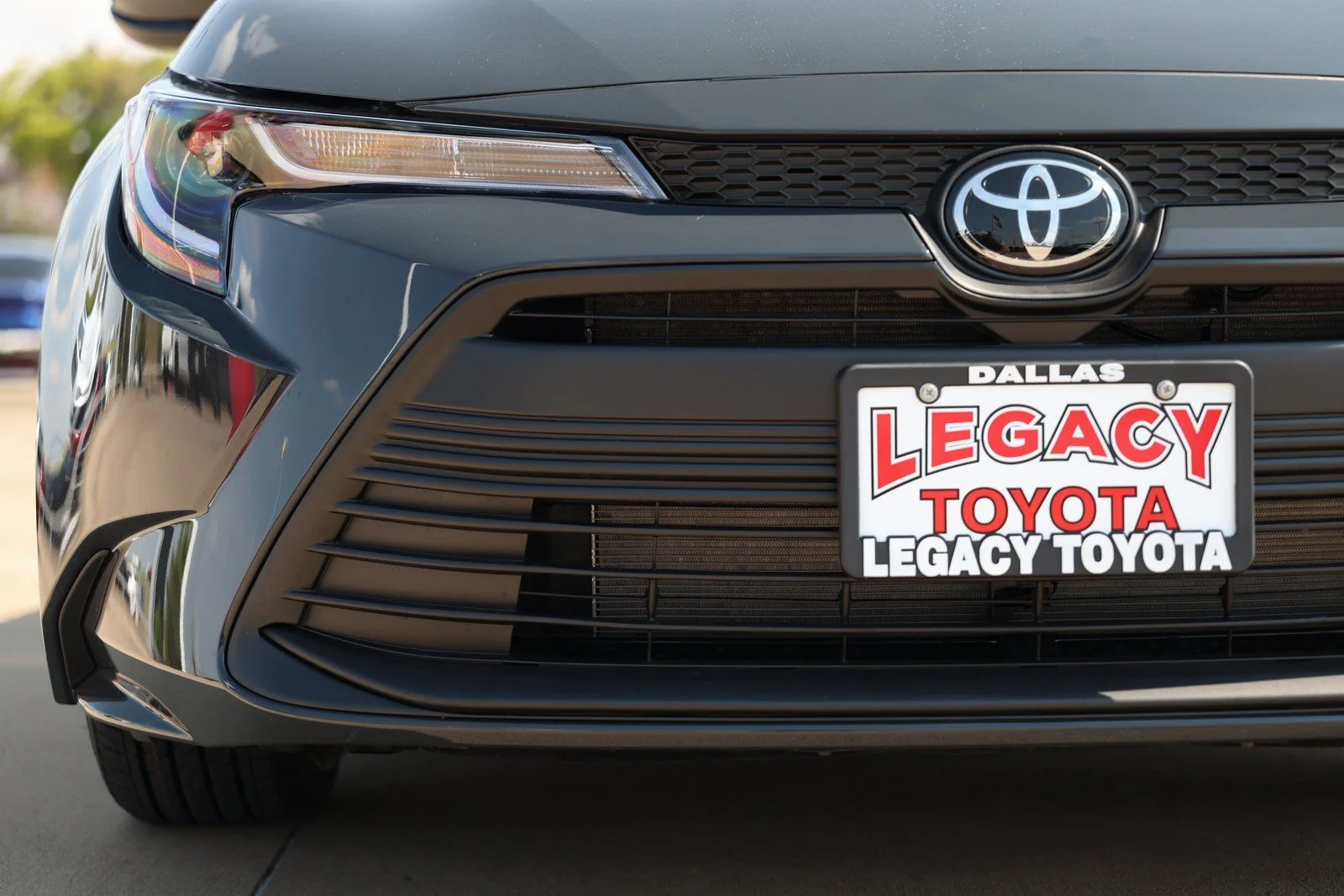 2026 Toyota Corolla LE - Photo 9