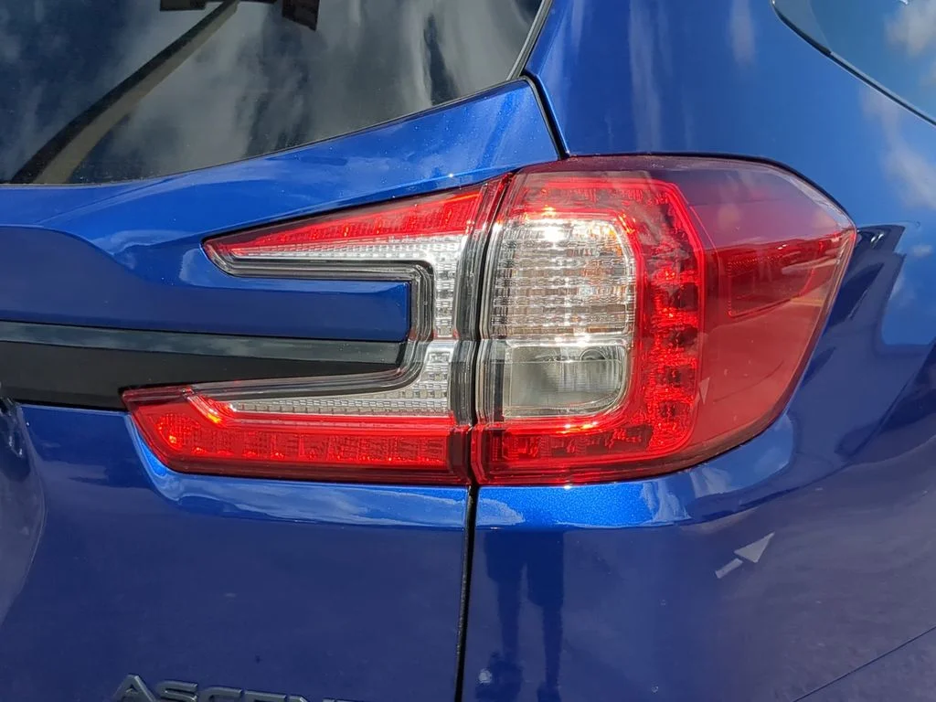 New 2026 SAPPHIRE BLUE PEARL Subaru Onyx Edition Touring 7-Passenger image 8