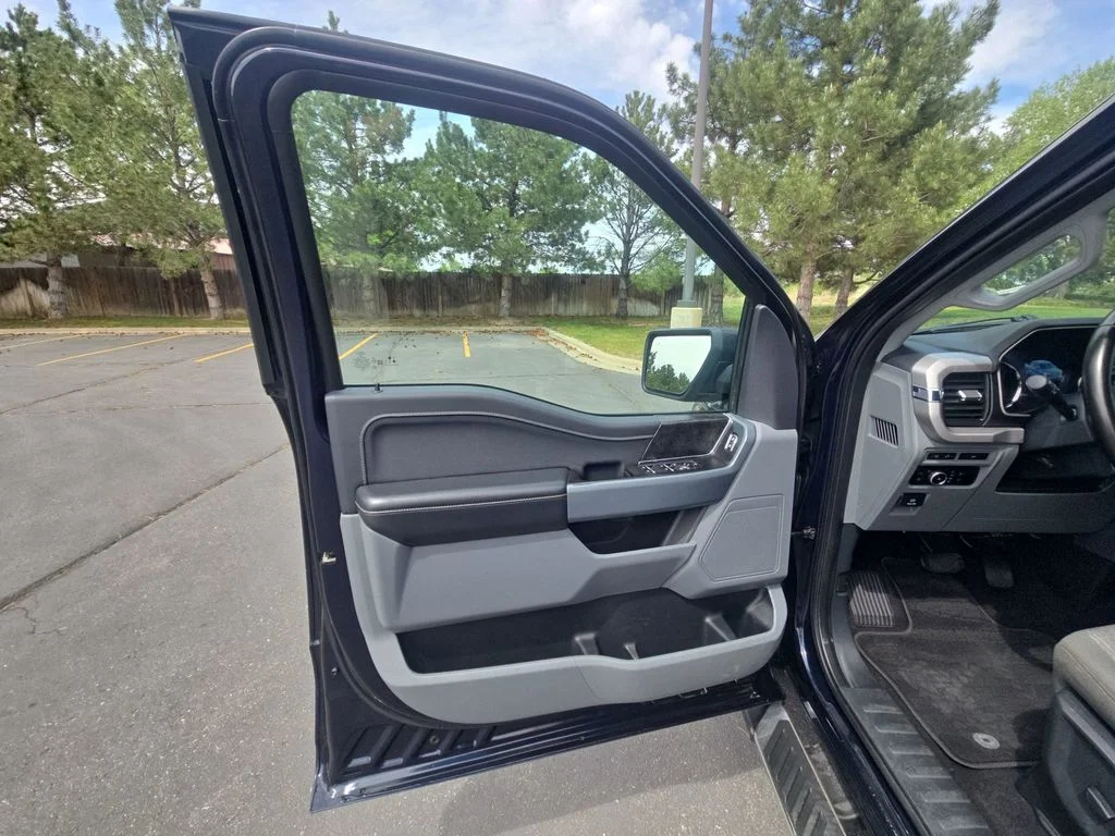 Used 2023 Blue Metallic Ford XLT image 28