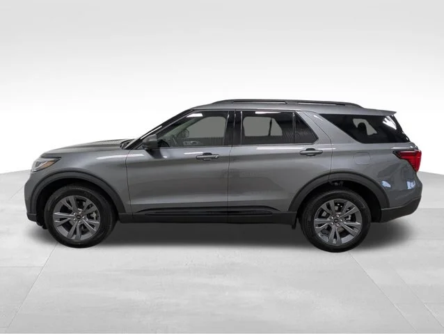 New 2026 Carbonized Gray Metallic Ford Active image 29