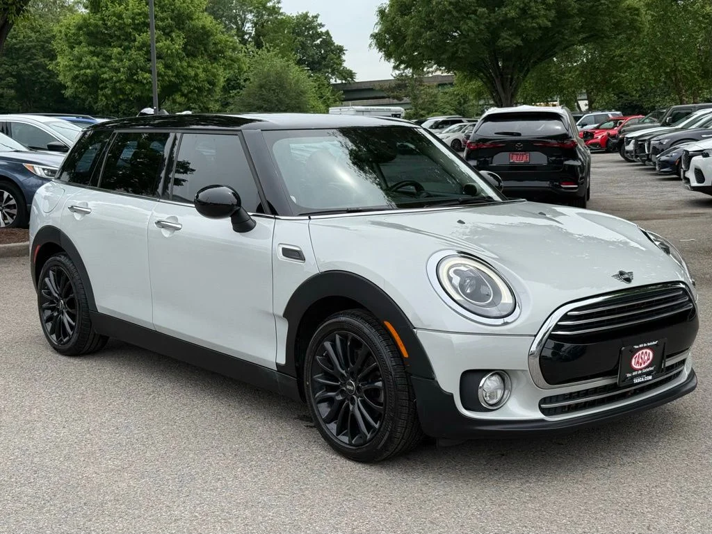 Used 2019  MINI  image 4