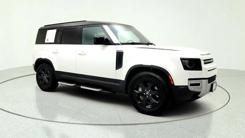 Used 2020 Fuji White Land Rover 110 SE AWD w/ Black Pack, Fixed Side Steps & 20