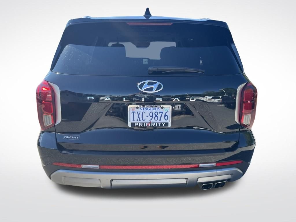 Used 2023 Black Hyundai SEL image 8