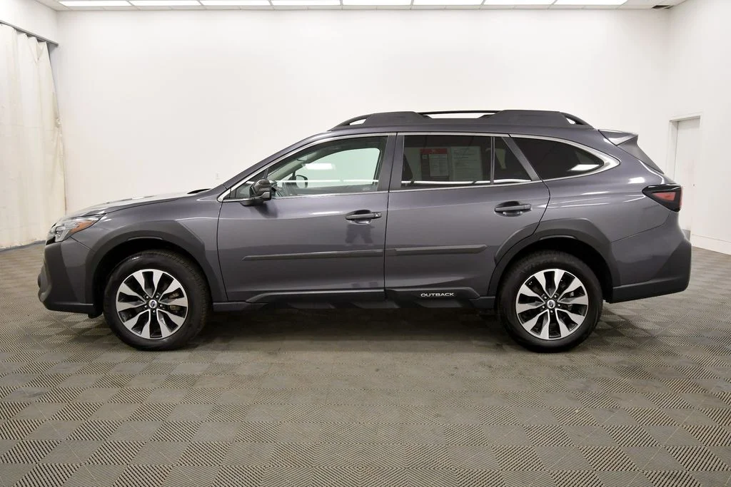 Used 2025 Gray Subaru Limited image 4