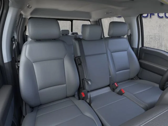 2025 Ford F-350 Super Duty Chassis Cab XL - Photo 10