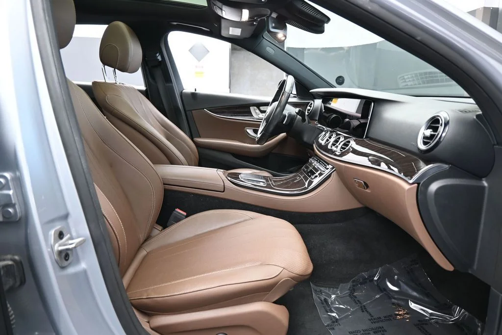 Used 2021 Gray Metallic Mercedes-Benz E 450 image 45