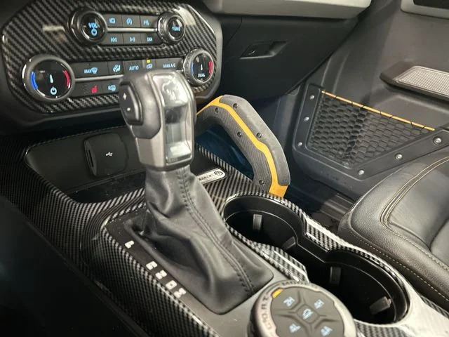 Used 2022 Gray Ford Badlands image 10