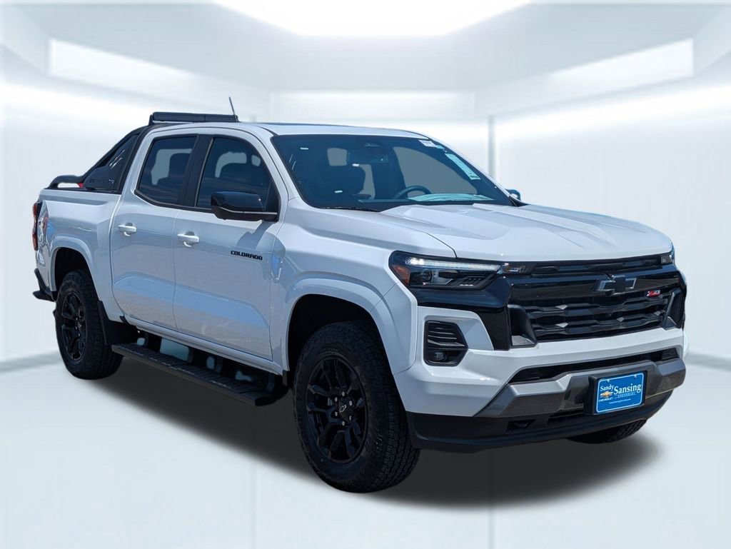 2025 Chevrolet Colorado Z71 - Photo 9
