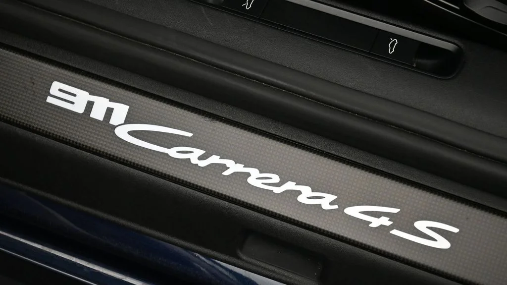 Used 2021  Porsche Carrera S image 20