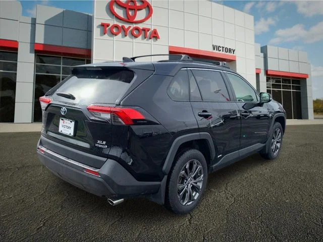Used 2023 Black Toyota XLE Premium image 3