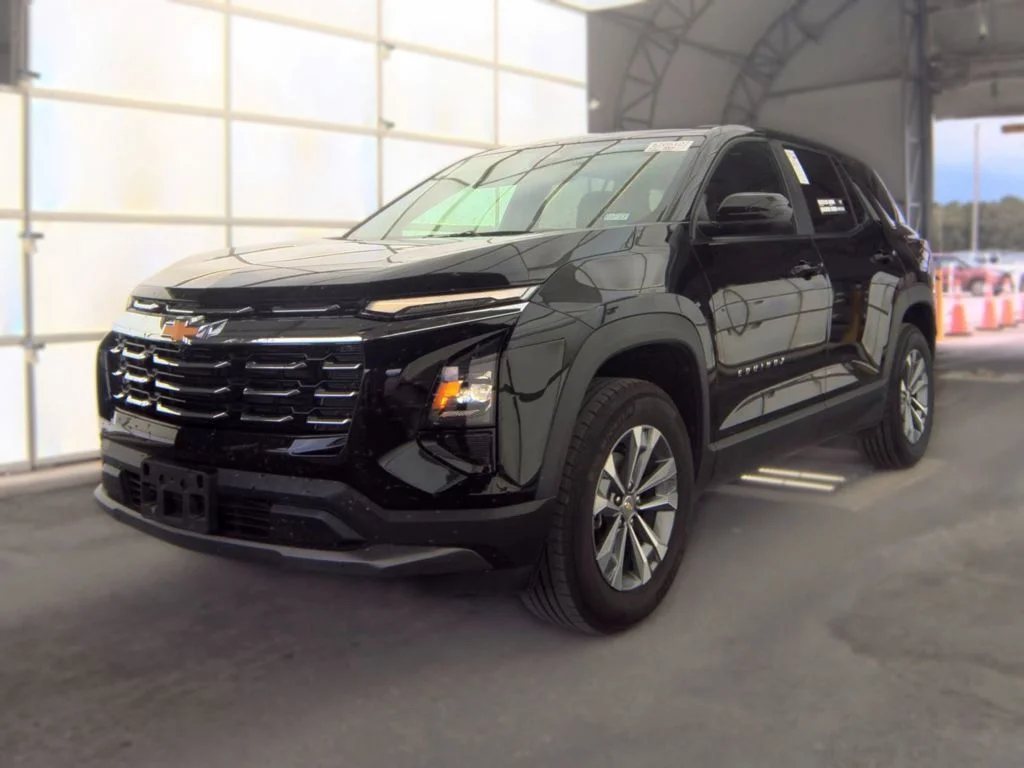 Used 2025 Black Chevrolet LT image 5