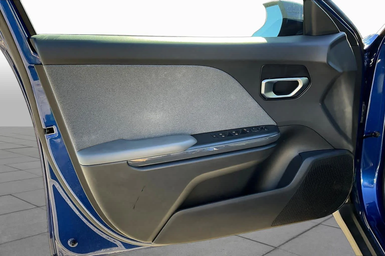 Used 2025 Deep Sea Blue Kia EX image 21