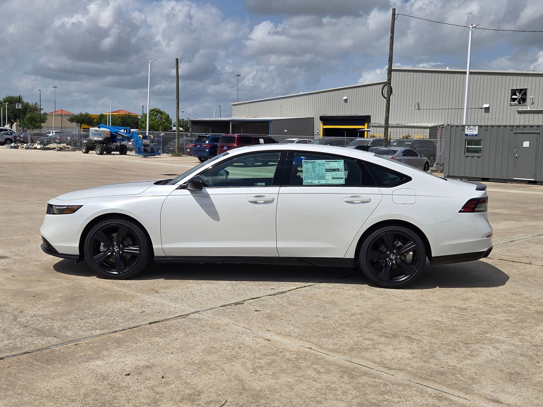 New 2026 Platinum White Pearl Honda Sport-L image 7