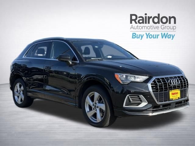 2021 Audi Q3 40 TFSI Premium quattro's photo