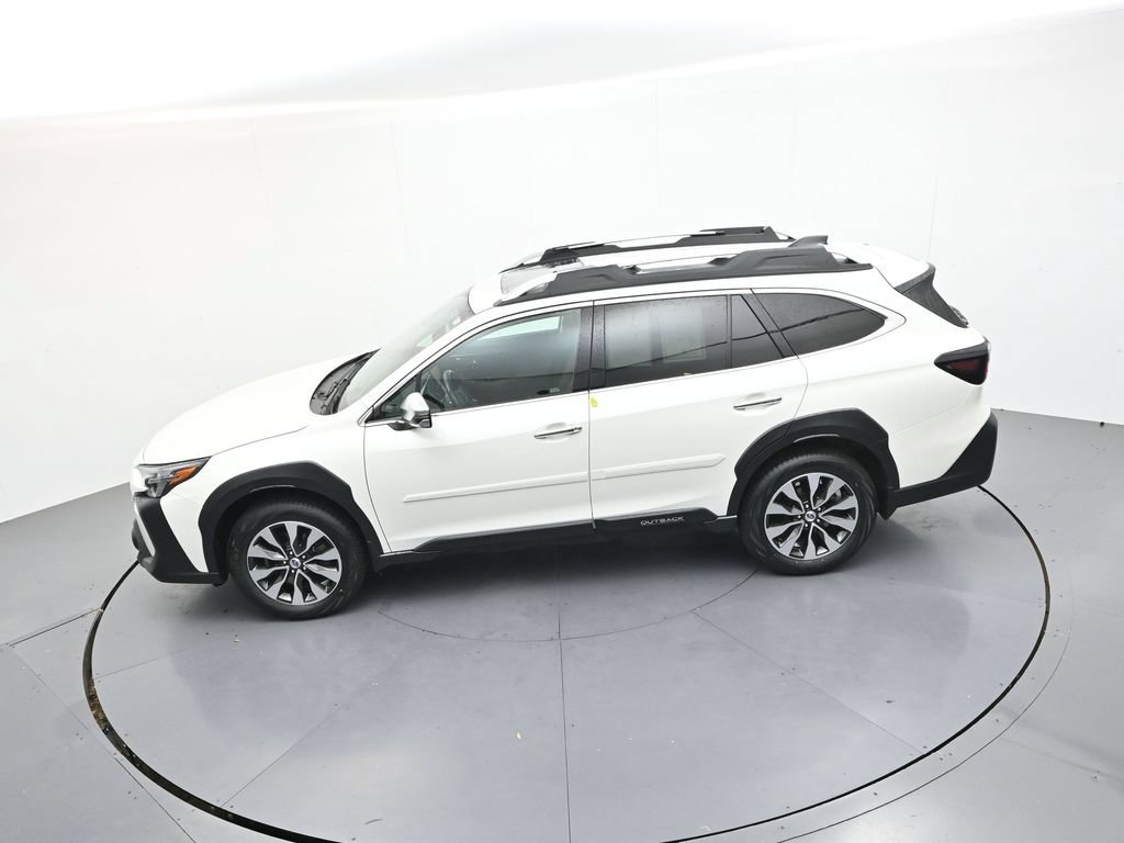 Used 2025 Crystal White Pearl Subaru Touring XT image 23