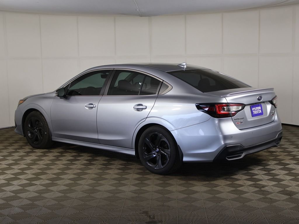 Used 2020 Silver Subaru 2.5i Sport image 9