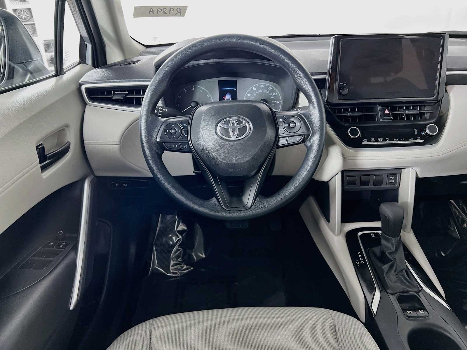 Used 2024 Sonic Silver Toyota L image 21