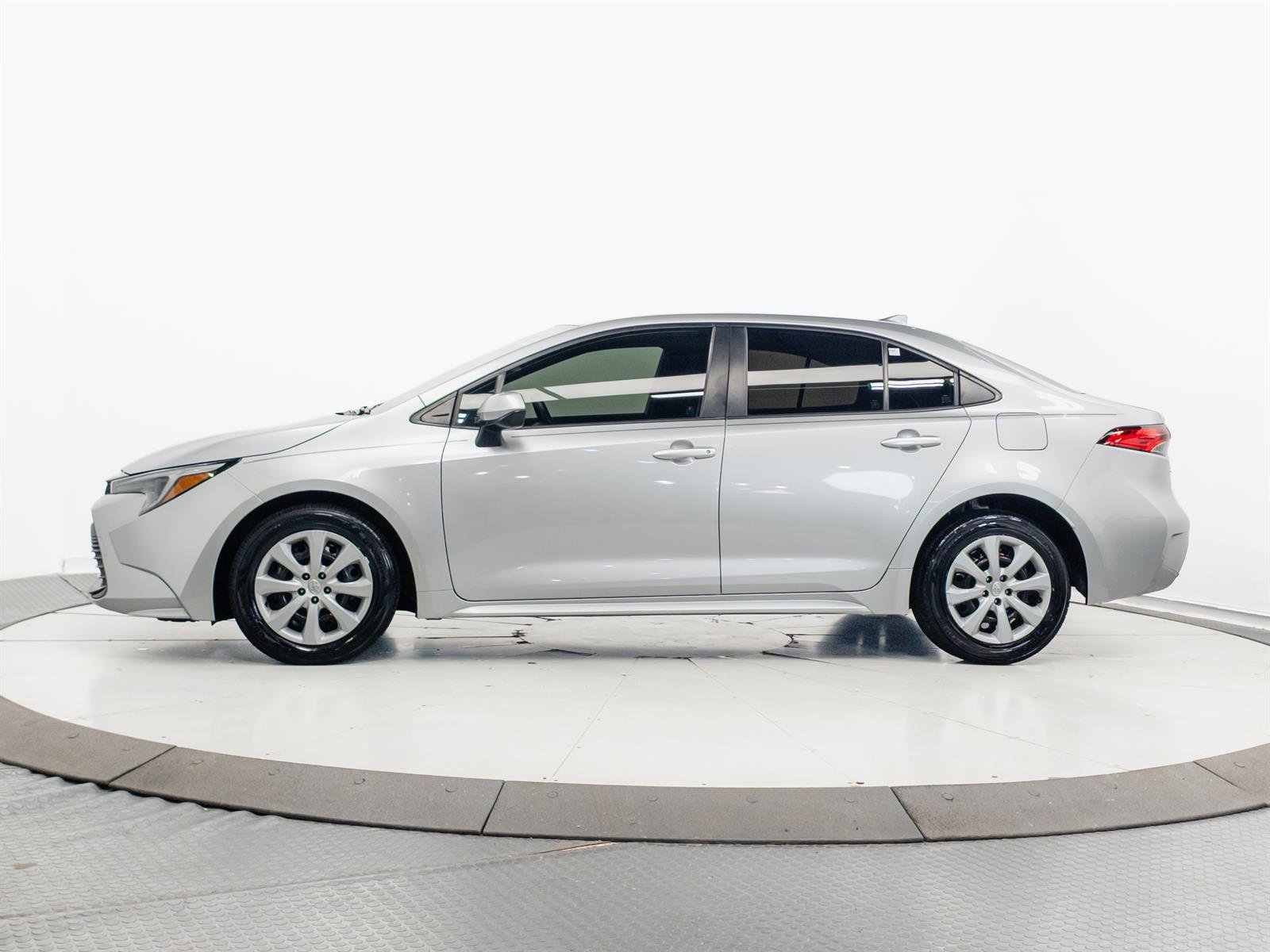 Certified Used 2023 Silver Toyota LE image 7
