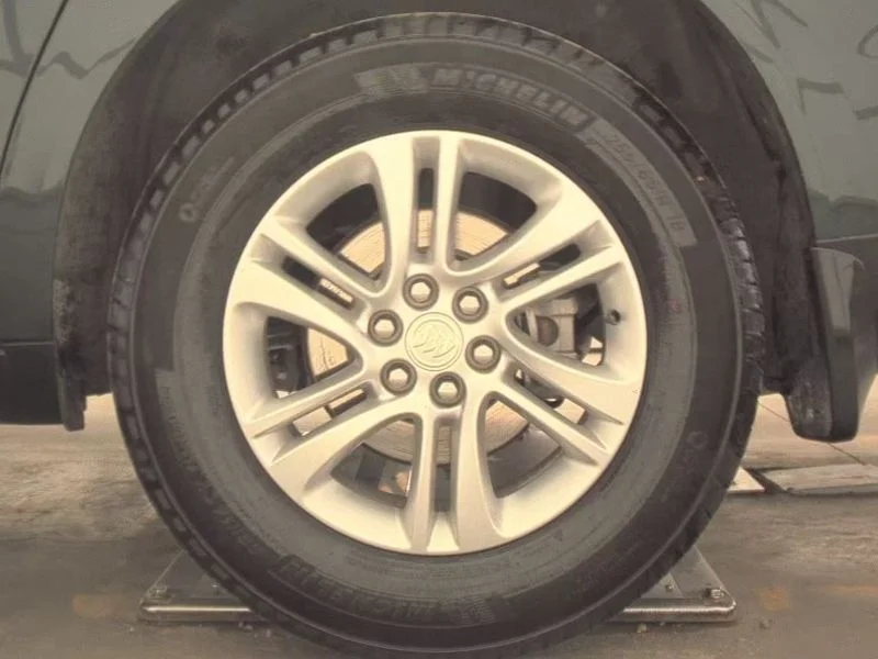 Used 2020 Gray Buick Essence image 27