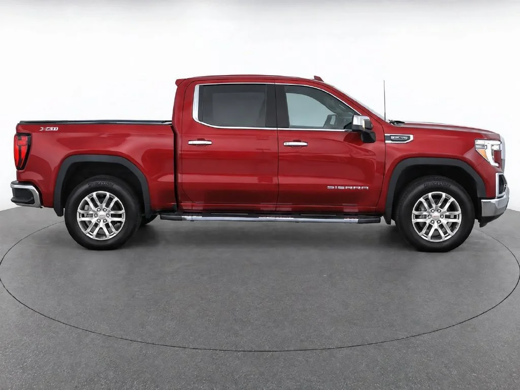 Used 2021 Red GMC SLT image 8