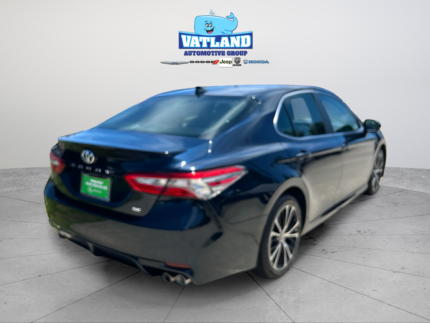 Used 2019 Blue Toyota SE image 5