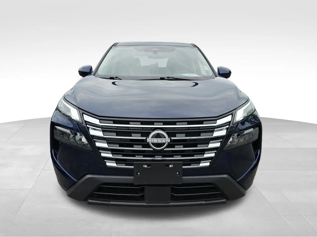 Used 2025 Blue Nissan SV image 8