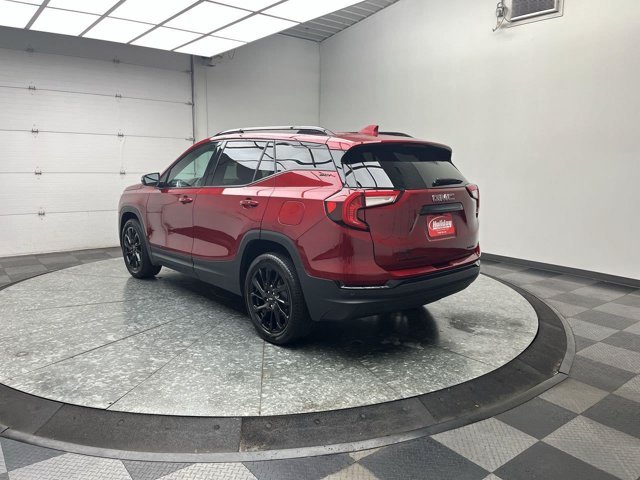 Used 2024 Volcanic Red Tintcoat GMC SLT image 2