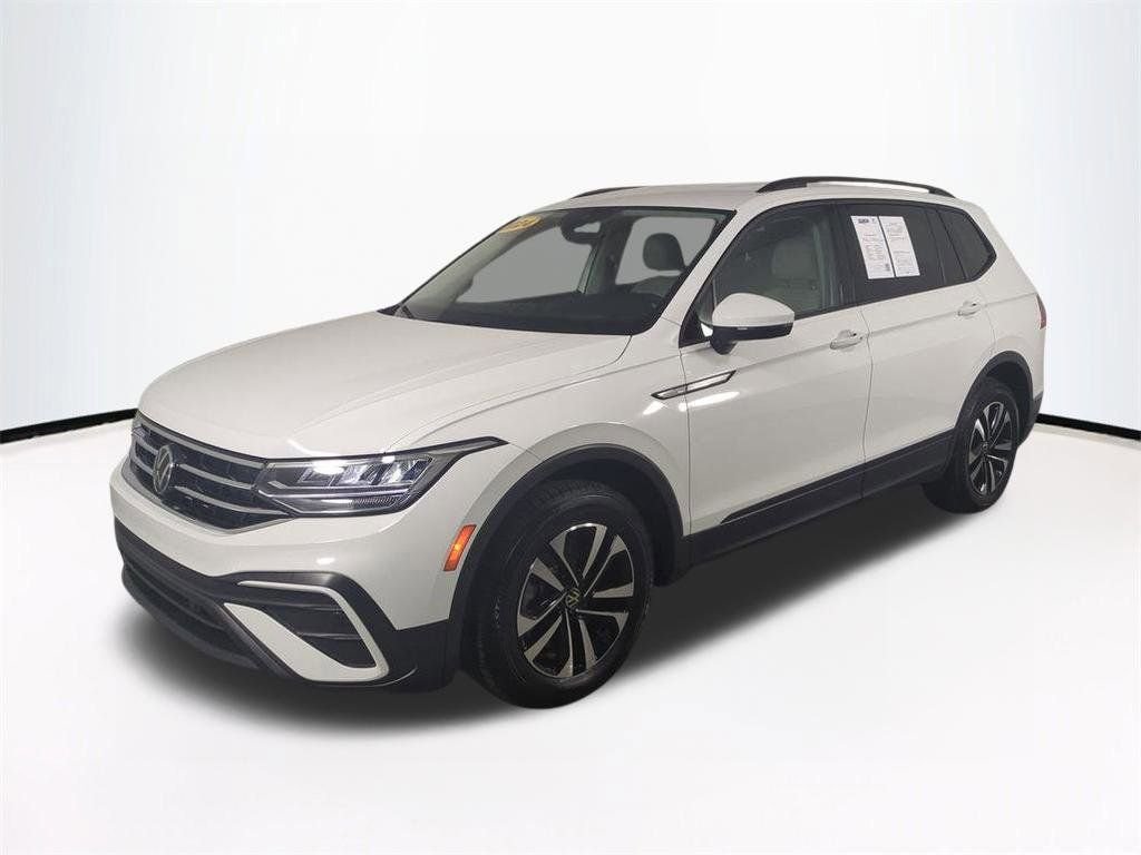 Used 2024 White Volkswagen 2.0T S image 9