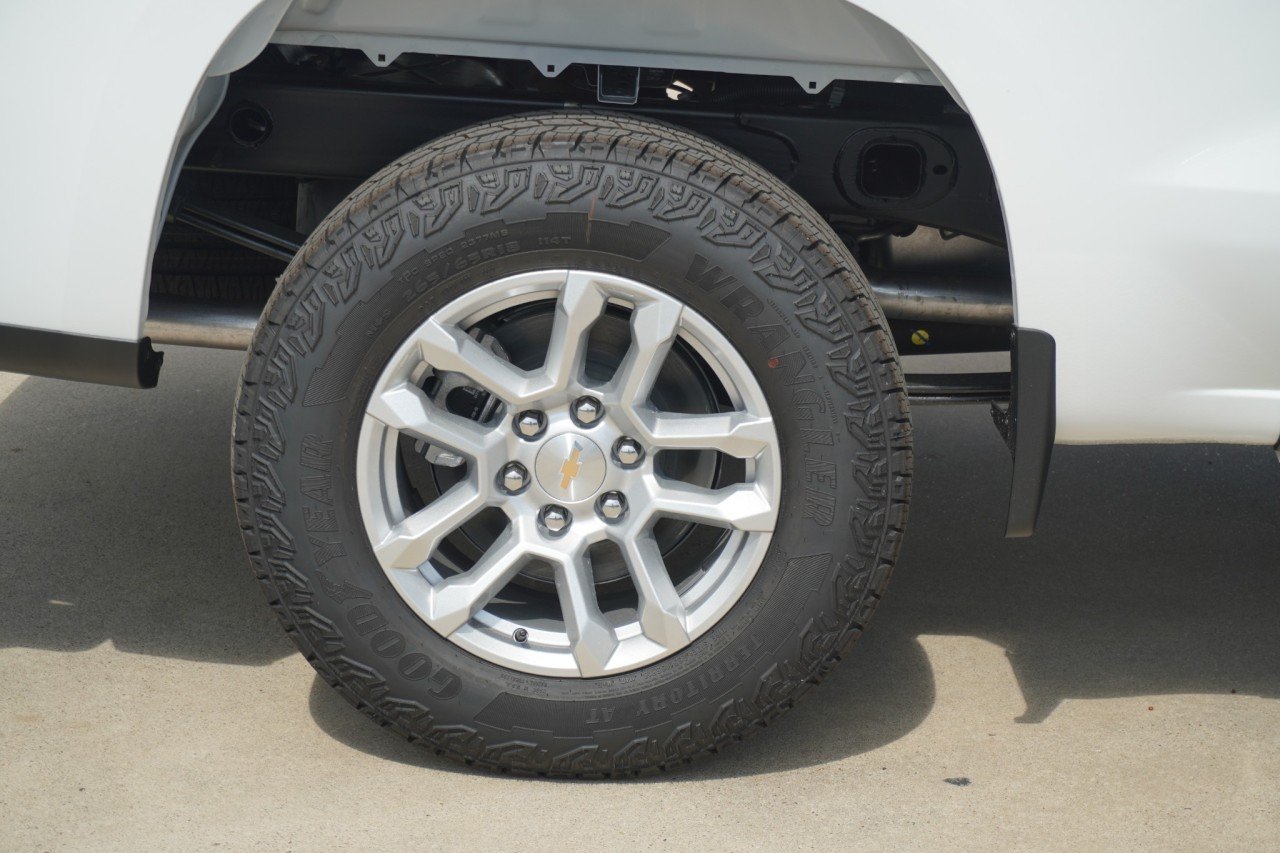 2026 Chevrolet Silverado 1500 LT - Photo 6