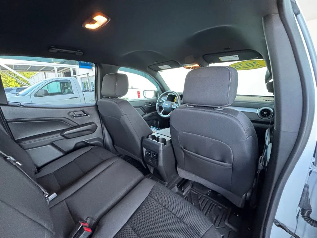 Used 2026 White Chevrolet LT image 25