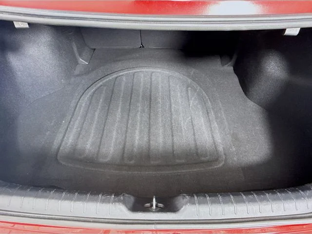 Used 2025 Red Kia LXS image 23