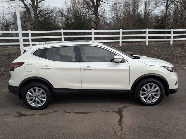 Used 2021 Nissan Rogue Sport SV with VIN JN1BJ1BWXMW673042 for sale in Bristol, CT