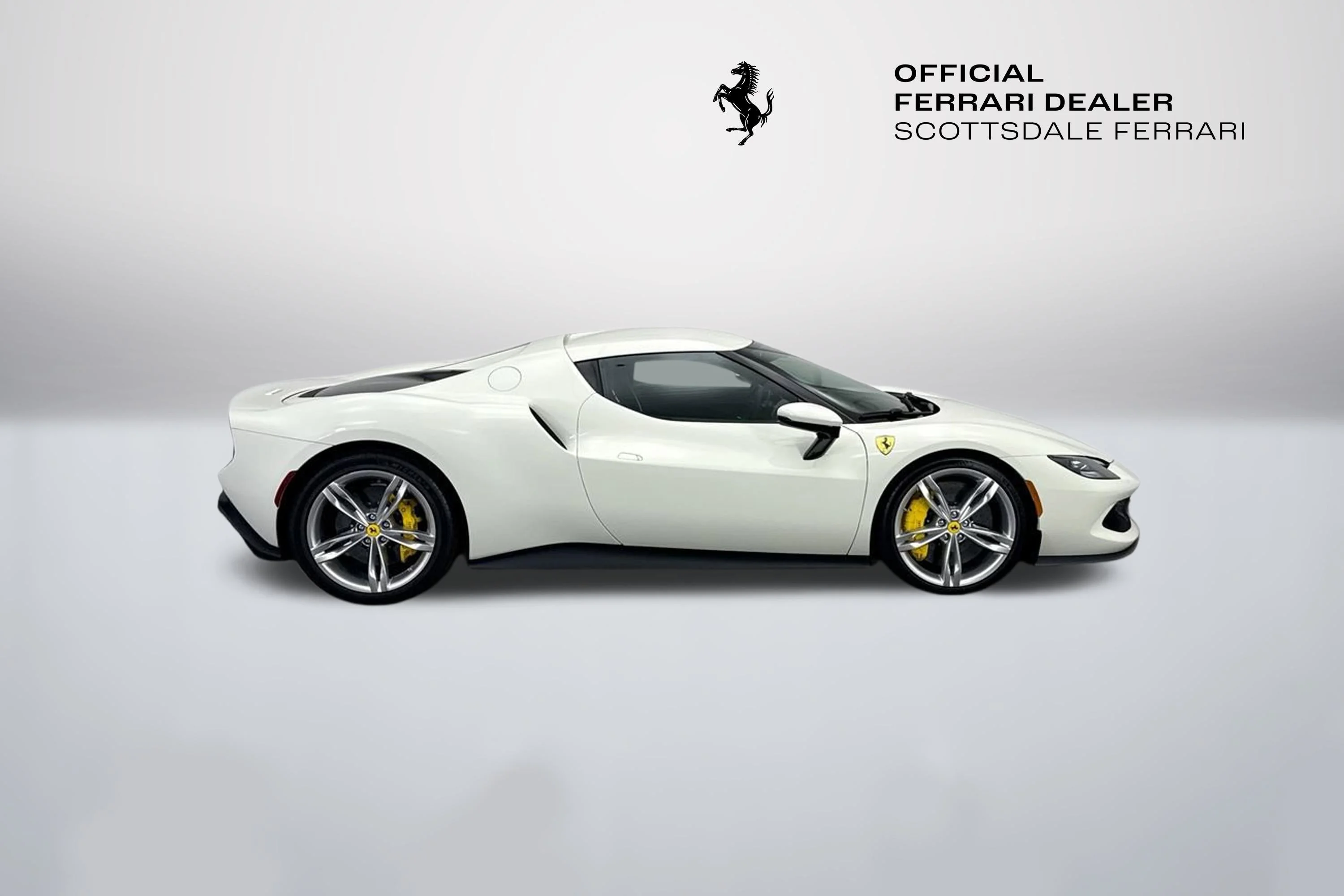 Used 2025 Bianco Avus Ferrari  image 4