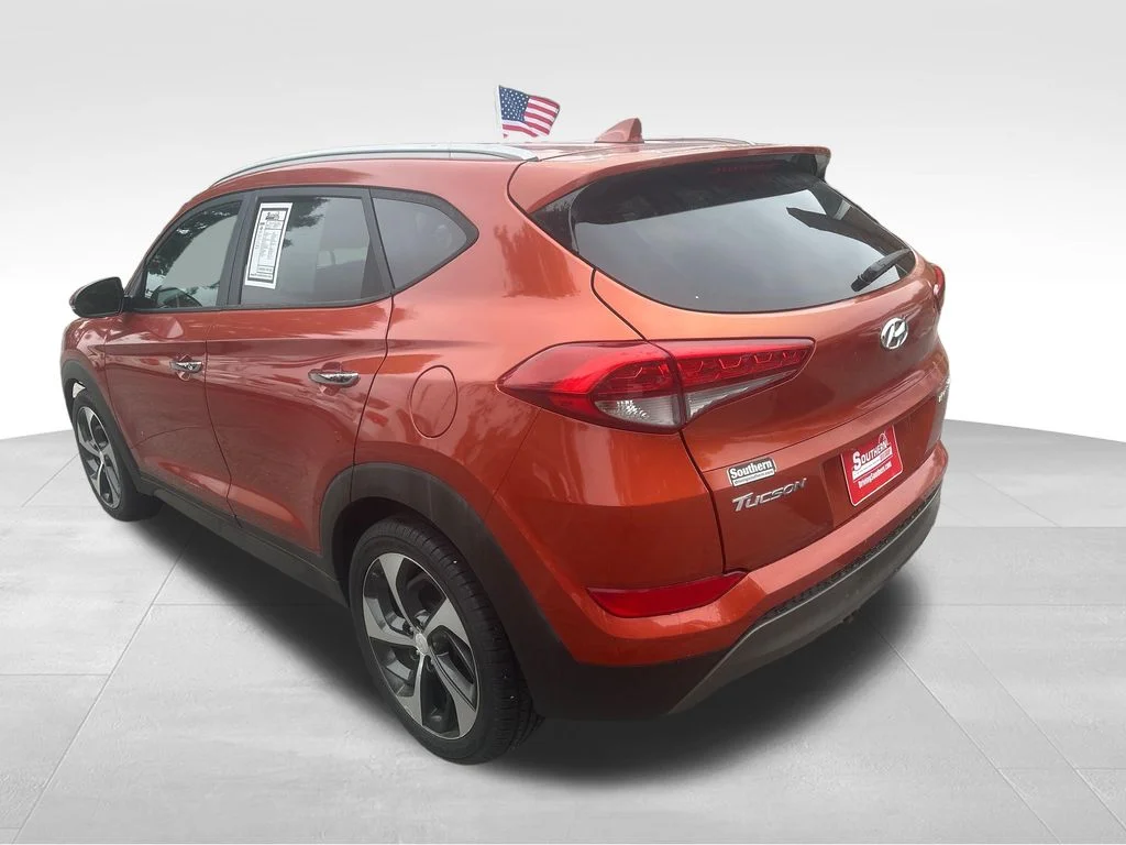 Used 2016 Orange Hyundai Limited image 17