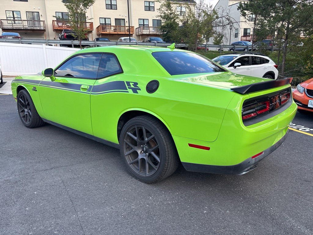 Used 2015 Pearl Dodge R/T image 7