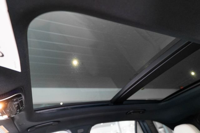 Used 2026 White Mercedes-Benz GLC 300 image 22