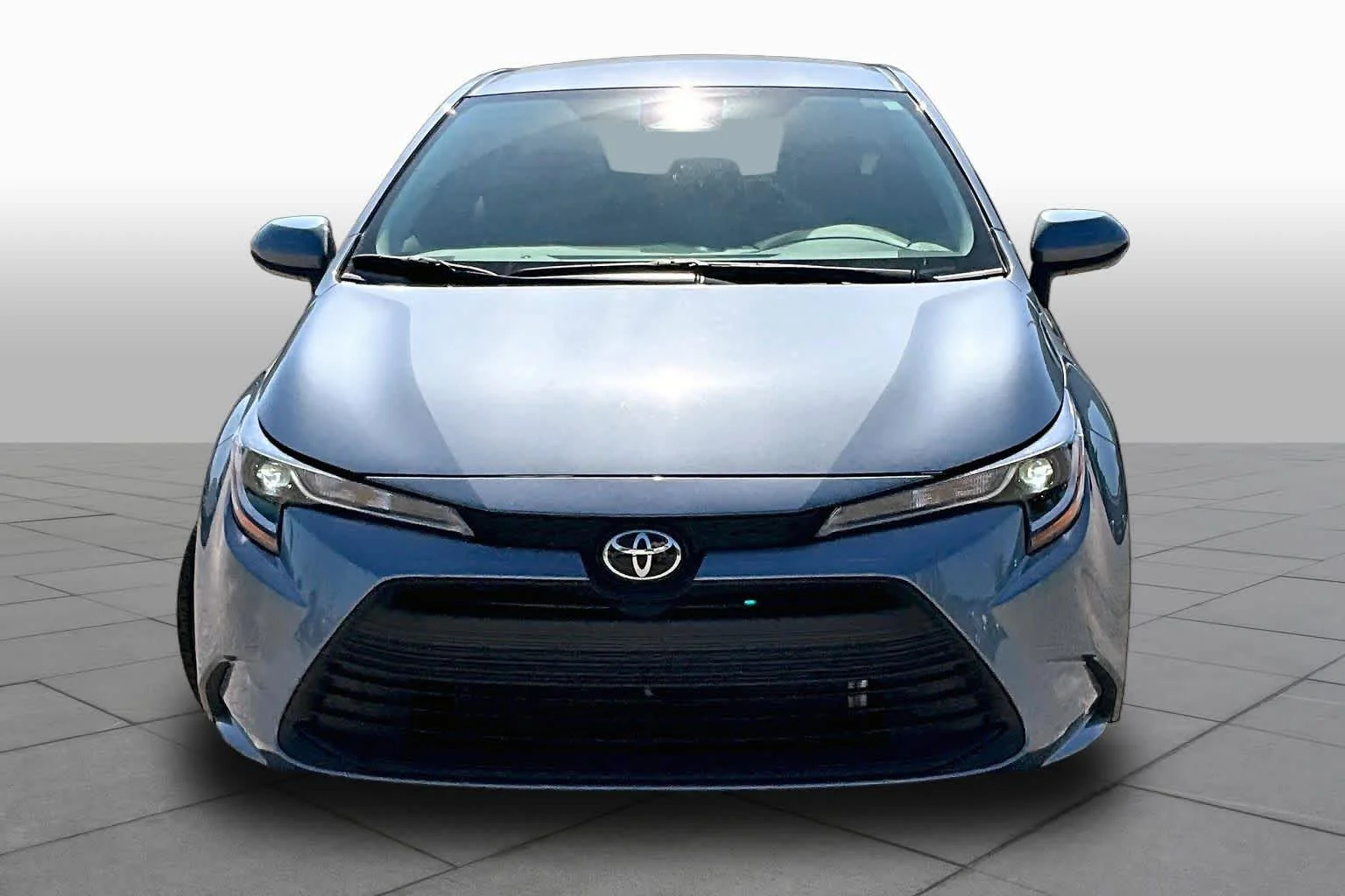 Used 2025 Celestite Toyota LE image 4