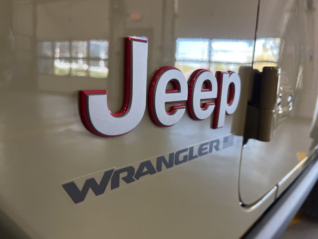 2026 Jeep Wrangler 2-Door Rubicon - Photo 12