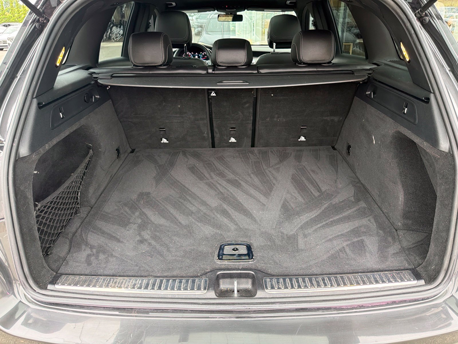 Certified Used 2020 Graphite Gray Metallic Mercedes-Benz GLC 300 image 10
