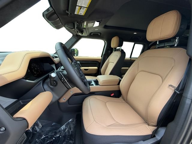 New 2026 Carpathian Grey Land Rover V8 image 10